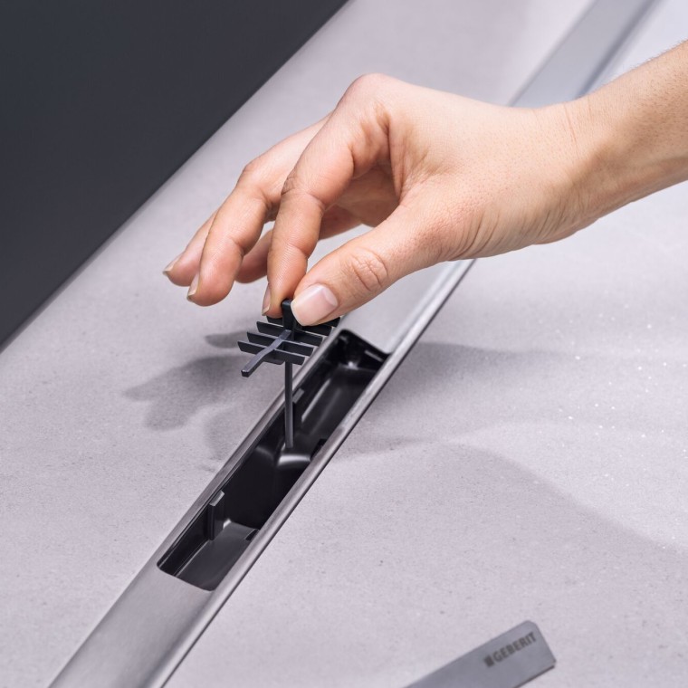 Sifonda bulunan saç tutucu tarak Sifonda bulunan saç tutucu tarak