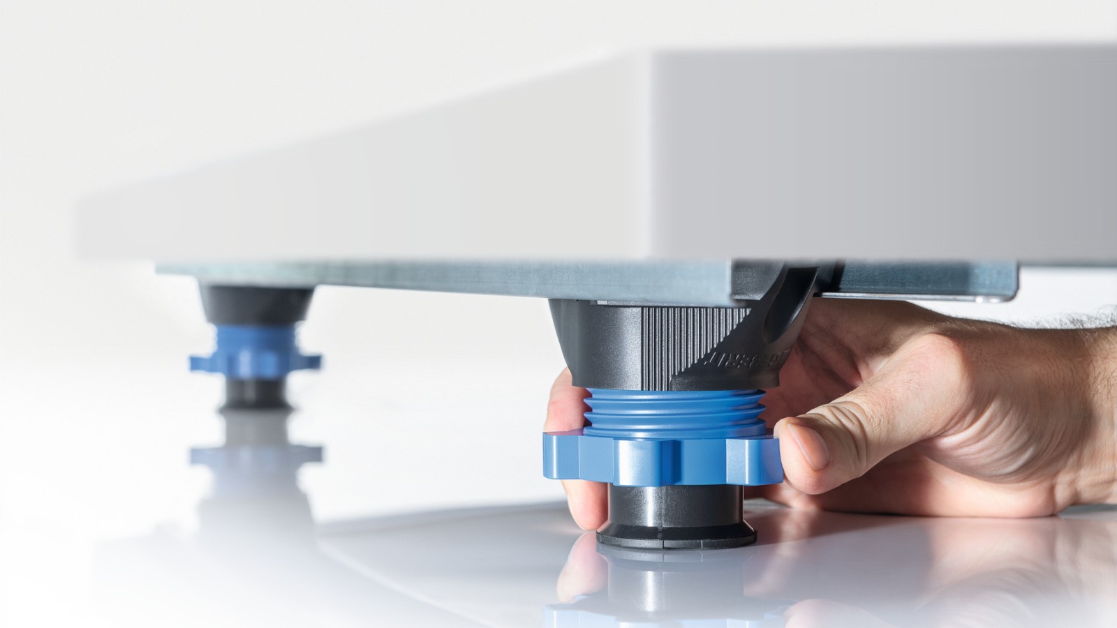 Montaj çerçeveli duş zemini