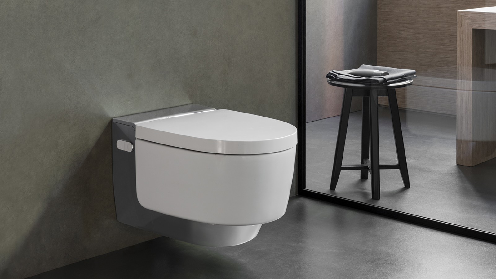 Geberit AquaClean Mera, tasarımı sayesinde banyo ortamına uyumlu bir şekilde uyum sağlıyor Geberit AquaClean Mera, tasarımı sayesinde banyo ortamına uyumlu bir şekilde uyum sağlıyor