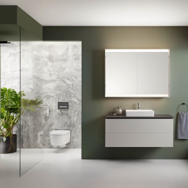 Geberit ONE banyoda Geberit AquaClean Mera Comfort akıllı klozet Geberit ONE banyoda Geberit AquaClean Mera Comfort akıllı klozet