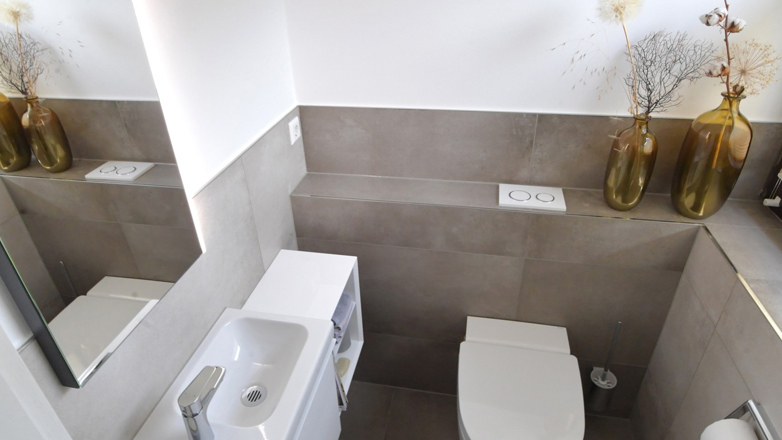 Renovasyon sonrası misafir banyosu