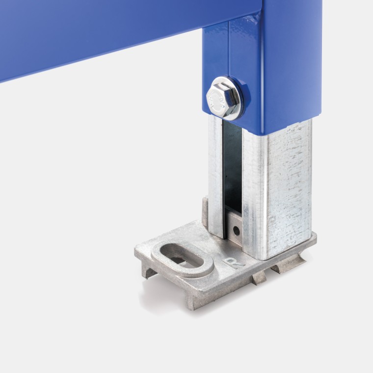 İç boşluğu olan ayak plakası İç boşluğu olan ayak plakası