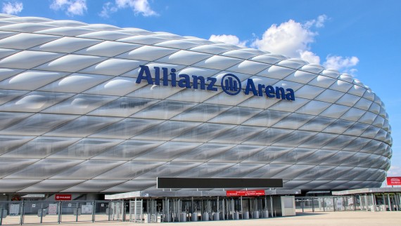 Allianz Arena, Münih, Almanya (© Pixabay)