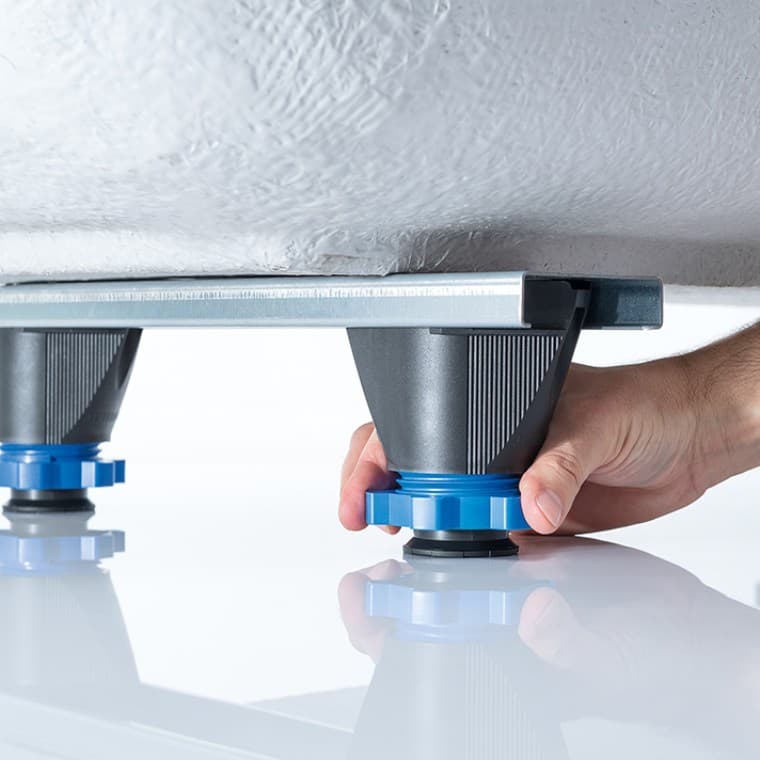 Döndürerek yüksekliği ayarlanabilir Döndürerek yüksekliği ayarlanabilir