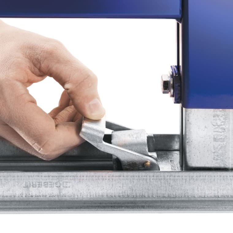 Duofix elemanının basit montajı. Duofix elemanının basit montajı.