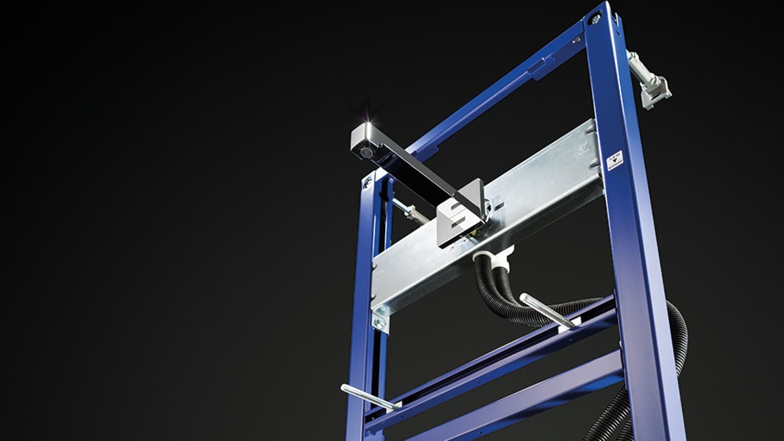 Geberit Piave ve Brenta lavabo bataryaları için montaj elemanları Geberit Piave ve Brenta lavabo bataryaları için montaj elemanları