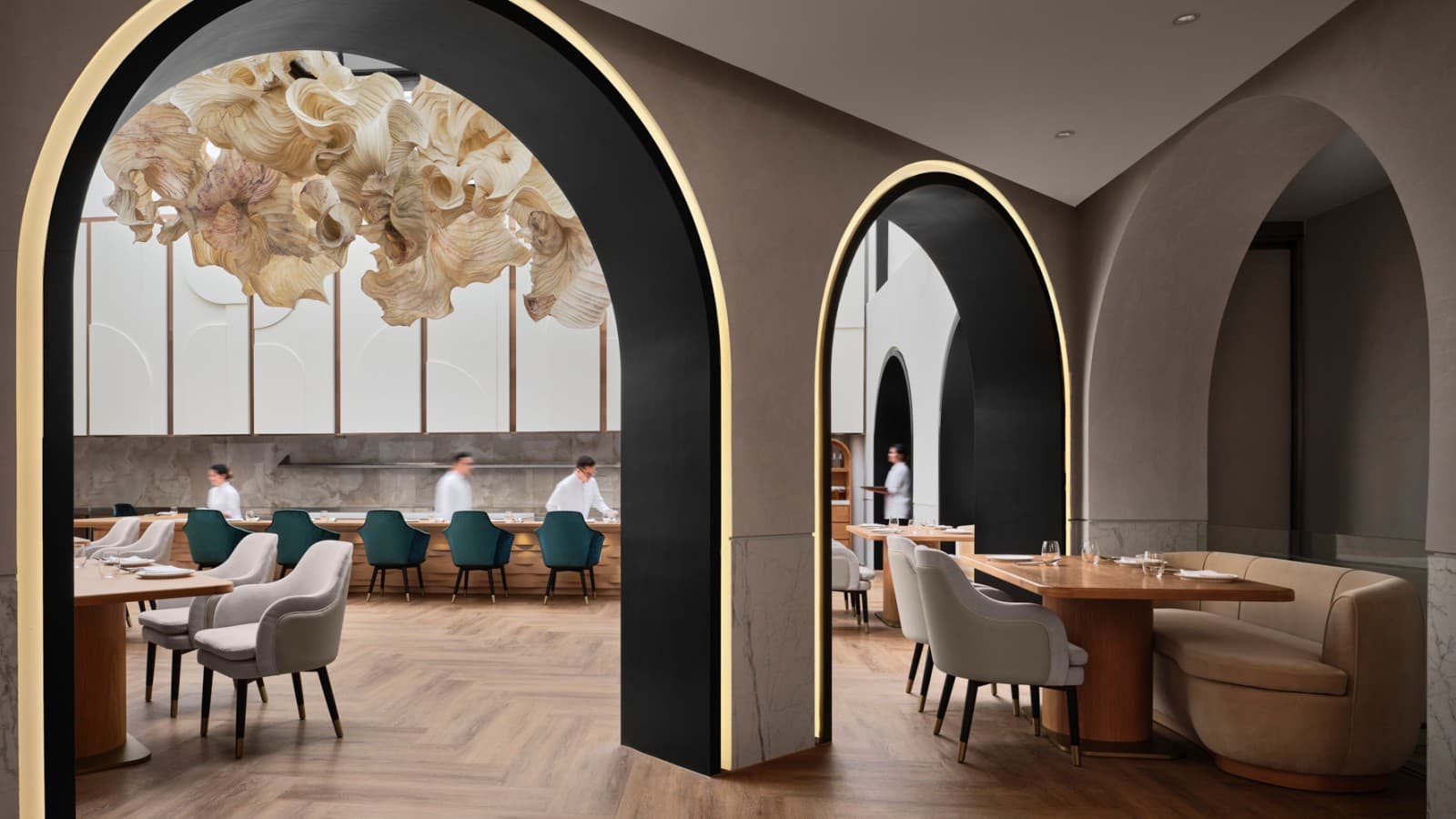 Singapur'daki gurme restoran Born'un içi de dışı da bir tasarım harikası (© Owen Raggett) Singapur'daki gurme restoran Born'un içi de dışı da bir tasarım harikası (© Owen Raggett)