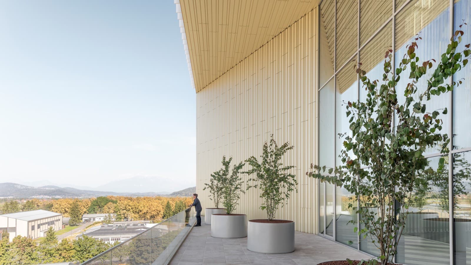 Göz alıcı: Teraslardan tüm Ljubljana manzarası ayaklarınızın altında. (© Ana Skobe) Göz alıcı: Teraslardan tüm Ljubljana manzarası ayaklarınızın altında. (© Ana Skobe)